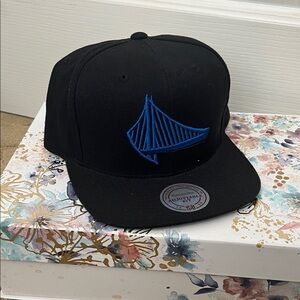 Mitchell & Ness Black Golden State Warriors Hat with Blue Embroidery